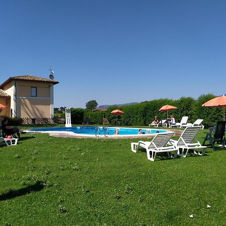 Hotel Villaggio Le Stelline Montefalco Exterior photo
